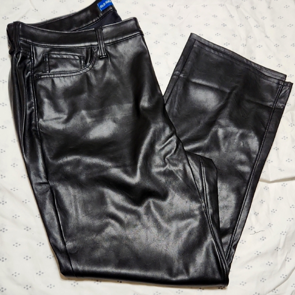 Old NAVY High Rise Faux Leather Bootcut Jeans Size 18Tall Black